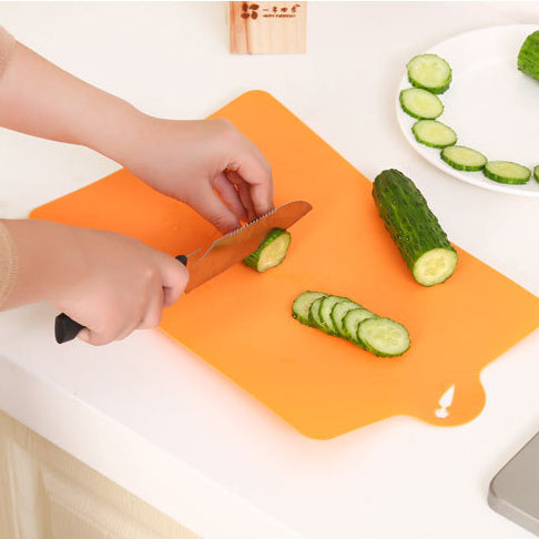 Kitchen Wearable Cutting Board (Bendable) - Orange