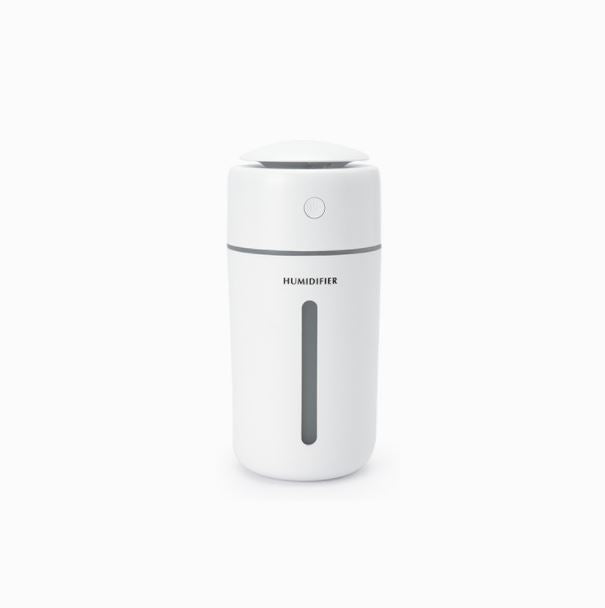 Rechargeable large capacity air humidifier-white